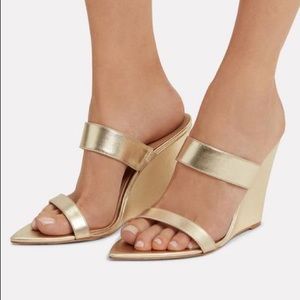 Schutz Soraya Wedge Sandal - Gold